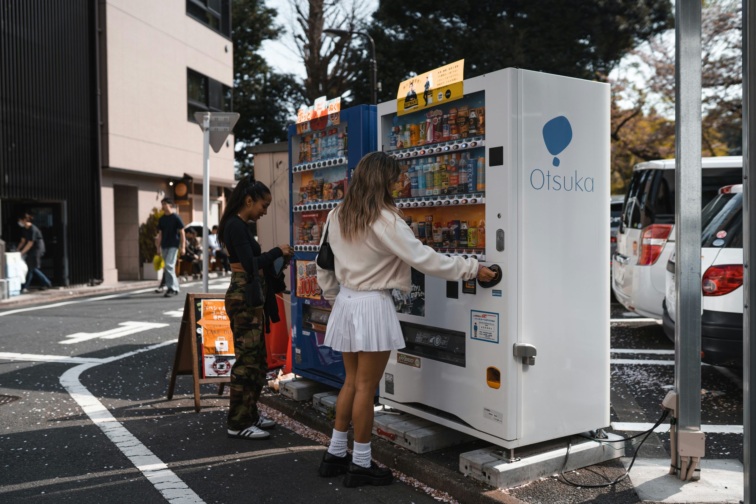 7 Things You Need to Know Before Jumping Into the Vending Machine Game