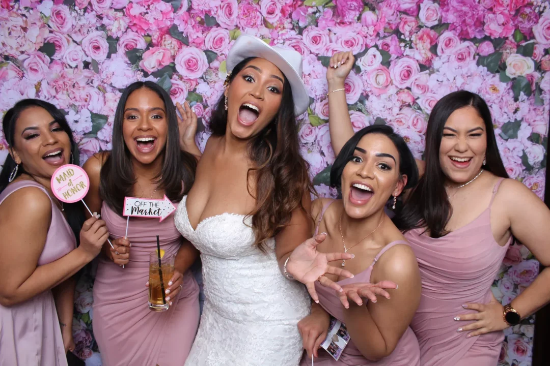 photo booth wedding